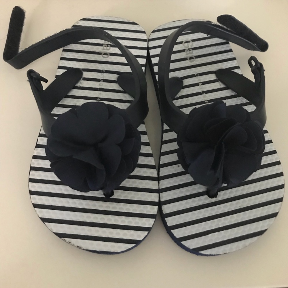 Baby gap flip flops